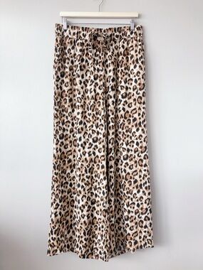 Haver & Blair Leopard Print wide leg pants animal print women’s medium